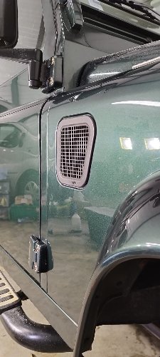 Polissage — Land Rover Defender